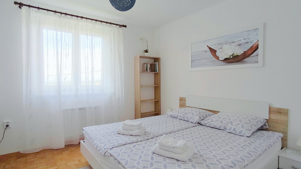 Room 1 Room 1
